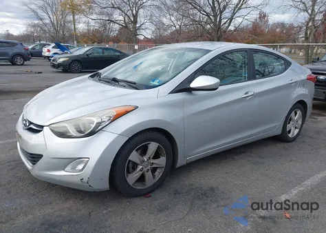 2013 Hyundai Elantra Gls/Limited from USA, damaged, VIN KMHDH4AE5DU578665